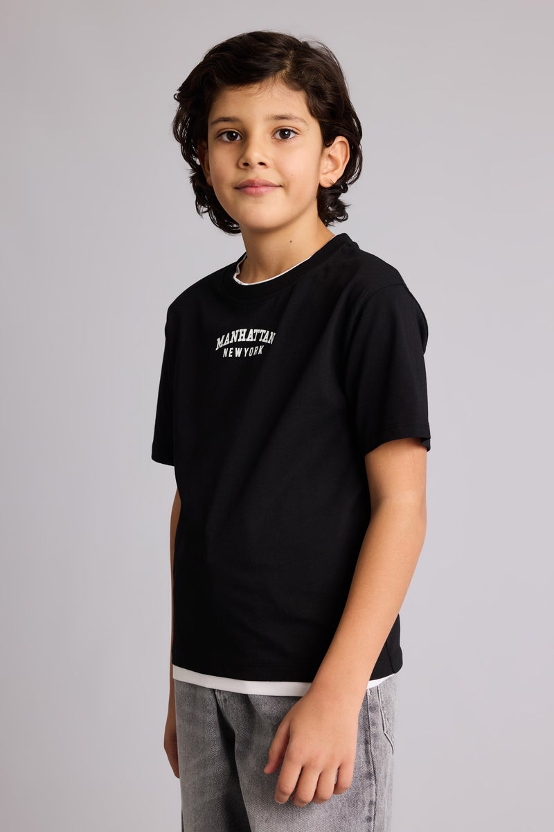 ديفاكتو تيشيرت اولادي نص كم قصة عادية برقبة مستديرة - Image 3